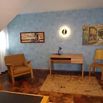 Muehlengruen Apartment *
