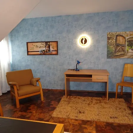 Muehlengruen Apartment *